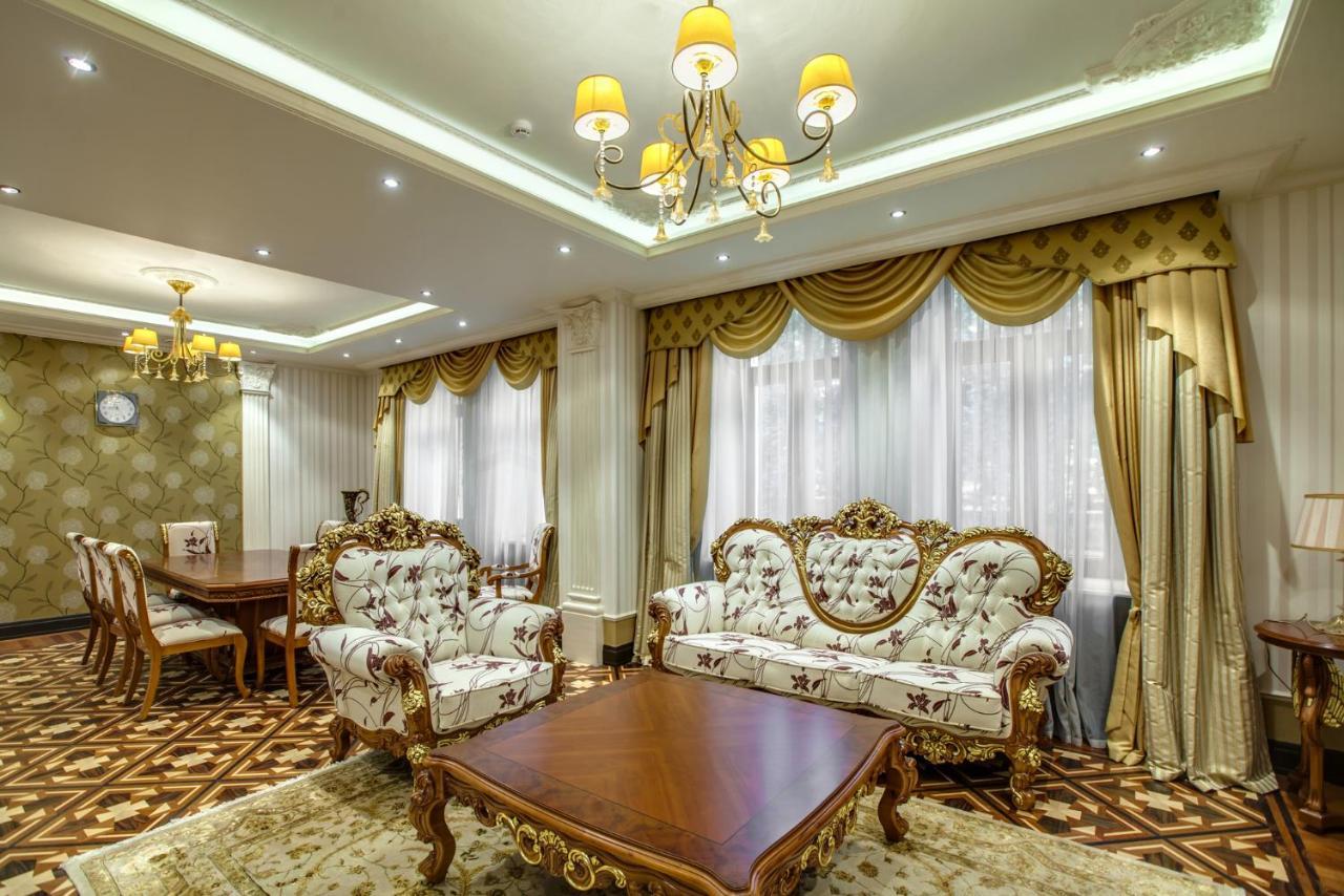 Vip Apartments Dipservice Hall Minsk Exterior foto